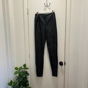 Aritzia Wilfred Black Daria Ankle Pant Size S